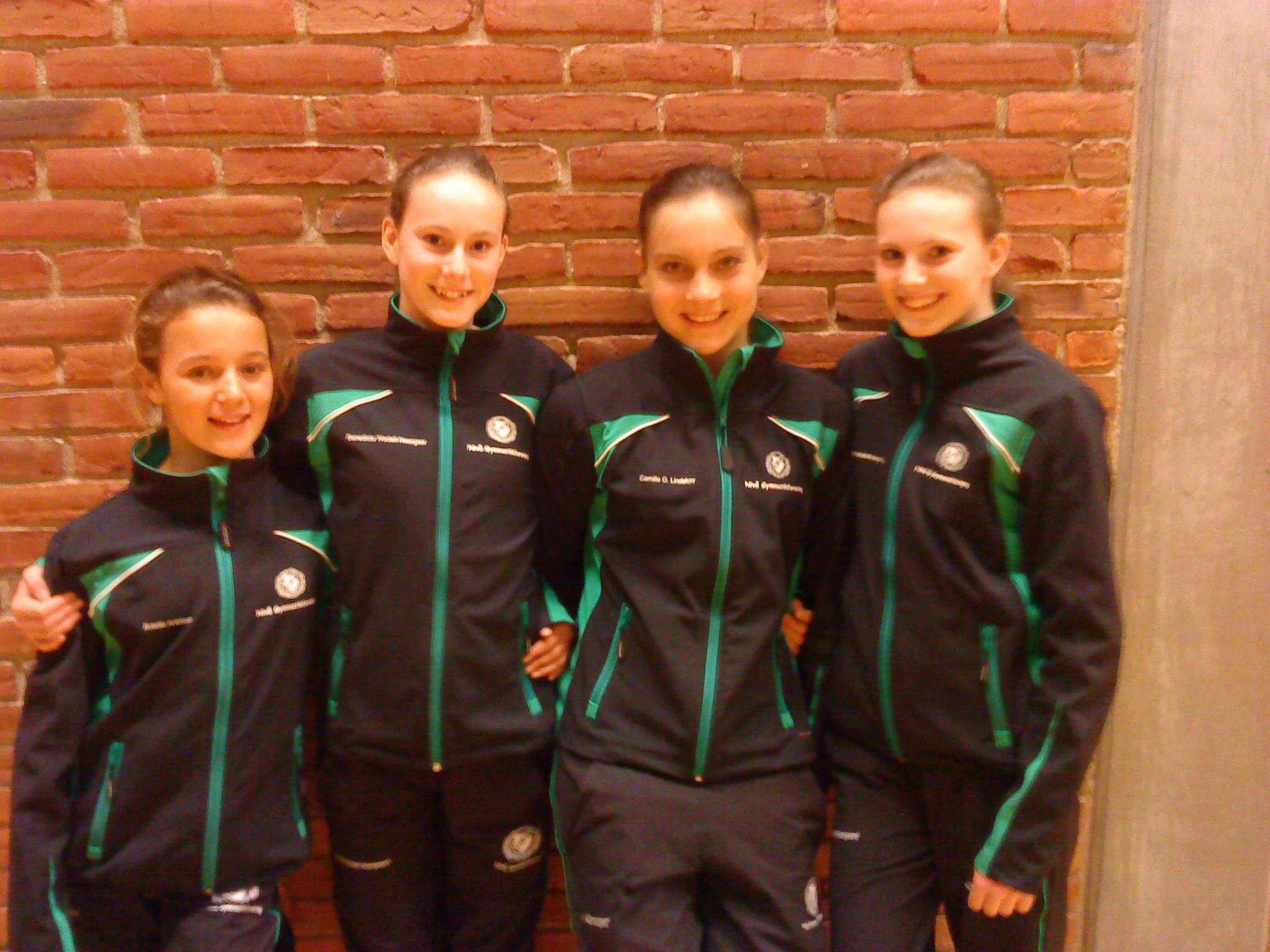 På billedet ses de 4 piger. Fra venstre er det Bolette Arildsen, Benedicte Wedell-Neergaard, Lina Prendergast, Elisabeth Wedell-Neergaard.